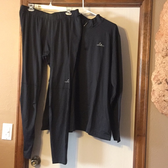 polyester jogging suit